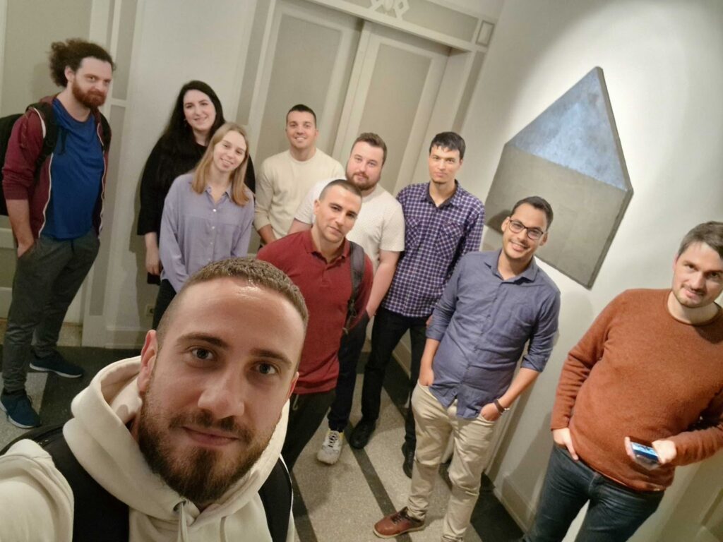 Gruppenfoto einiger NETSYNO-Teammitglieder aus Deutschland, Bulgarien und Uzbekistan